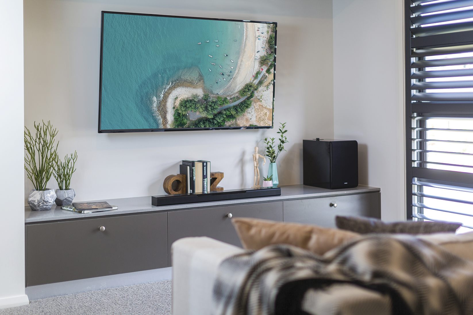 MusicCast SUB 100  (NS-NSW100)